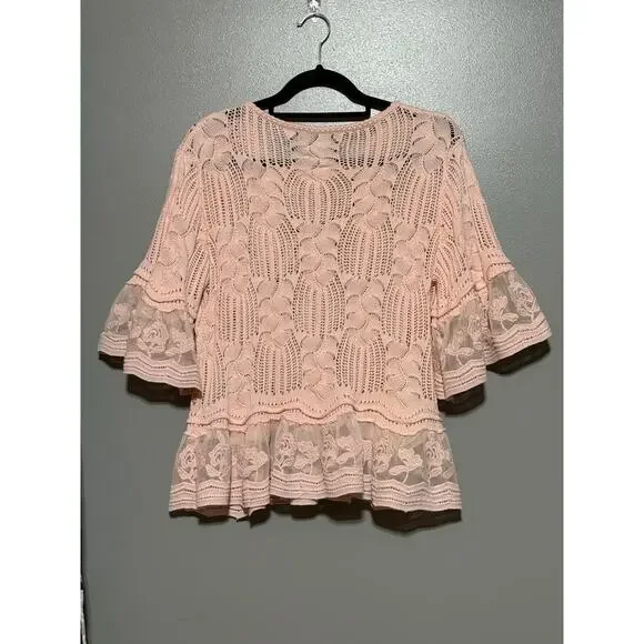NWOT Lipslide Crotched Detailed Floral Lace Top Small Beautiful Pink Flowy - Picture 2 of 6